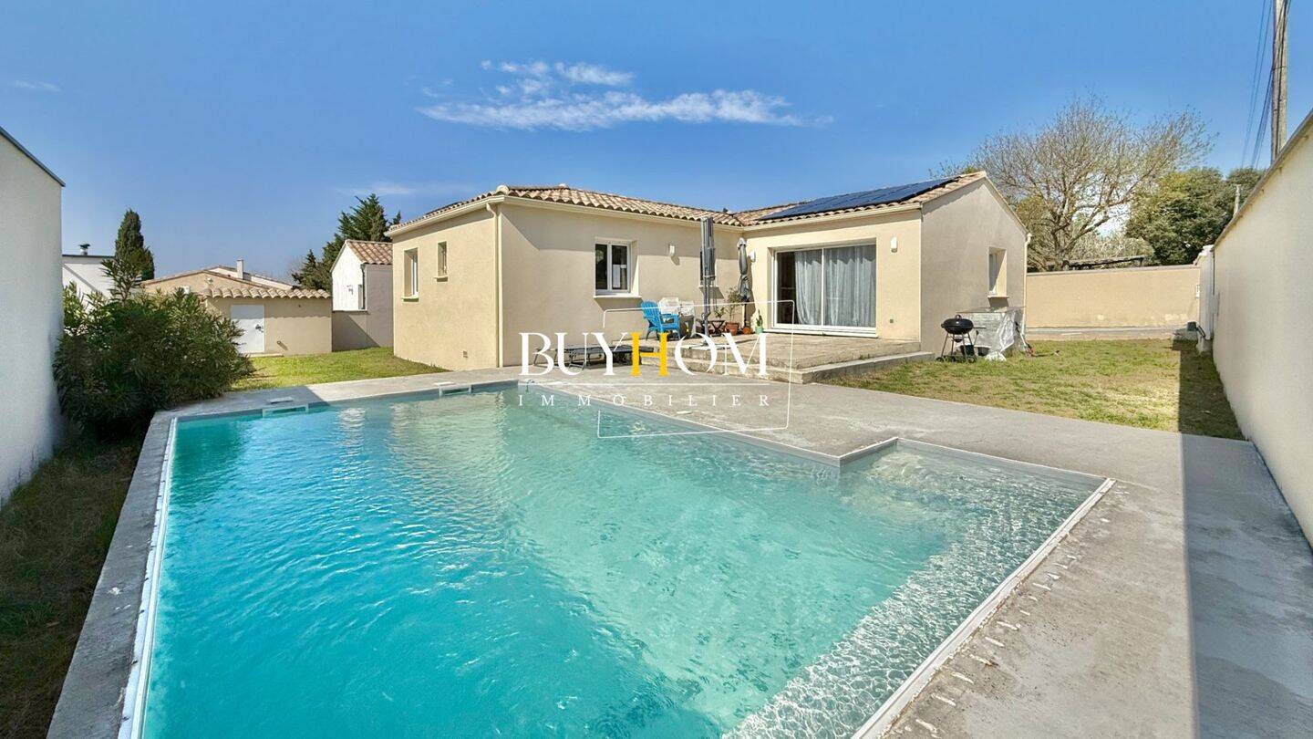 Villa T5 em L'Isle-sur-la-Sorgue, France N.º 359785