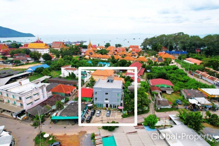  Commercial property in Pattaya, Thailand No. 19794