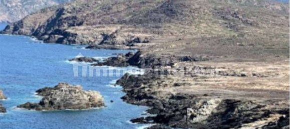 2 Schlafzimmer Wohnung in Trinità d'Agultu e Vignola, Italy, Nr. 261967 10