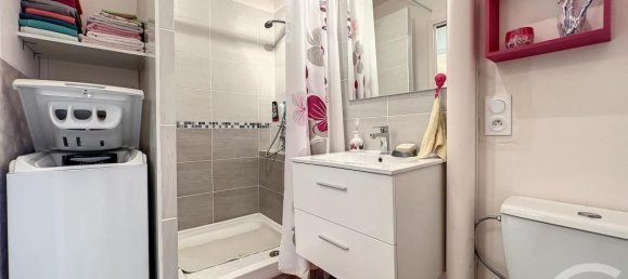 Studio in Troyes, France No. 155434 4