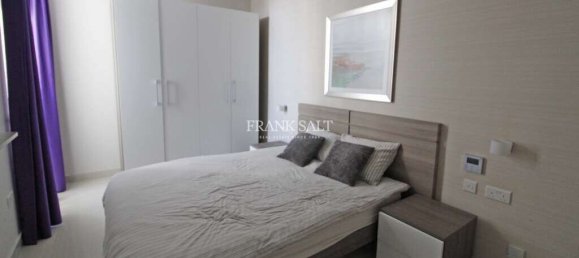 2 bedrooms Penthouse in Sliema, Malta No. 3644 10