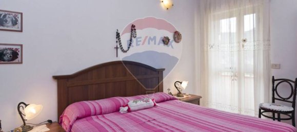 2 bedrooms Villa in Sardinia, Italy No. 277706 8