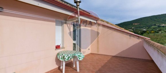 2 bedrooms Villa in Sardinia, Italy No. 277706 10