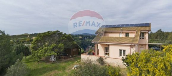 2 bedrooms Villa in Sardinia, Italy No. 277706 2