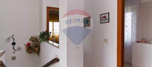 2 bedrooms Villa in Sardinia, Italy No. 277706 4