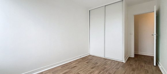 2 rooms Apartment in Vitry-sur-Seine, France No. 364048 8