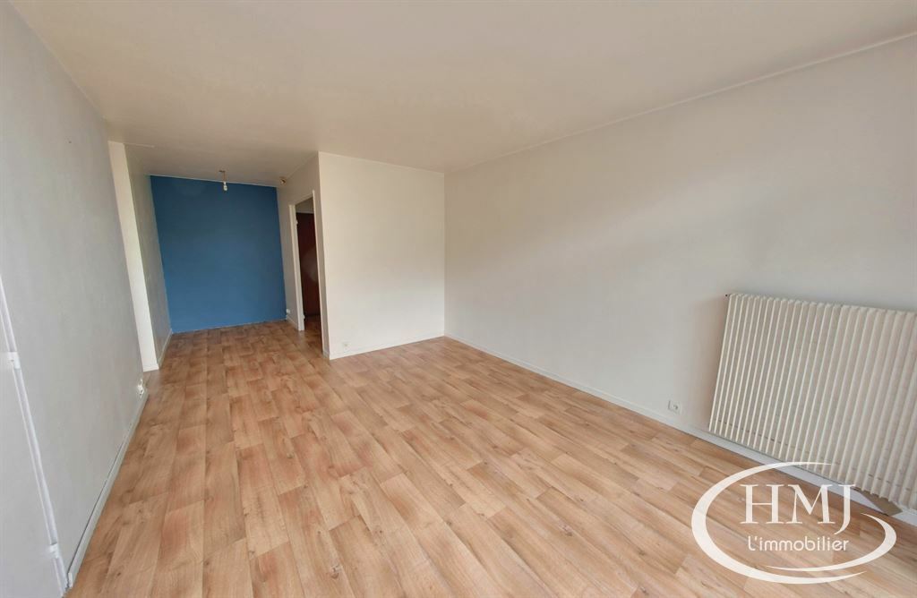 1 bedroom Apartment in Essonne, France No. 299459