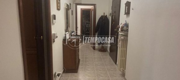 Apartamento de 3 divisões em Sedriano, Italy N.º 2329 5