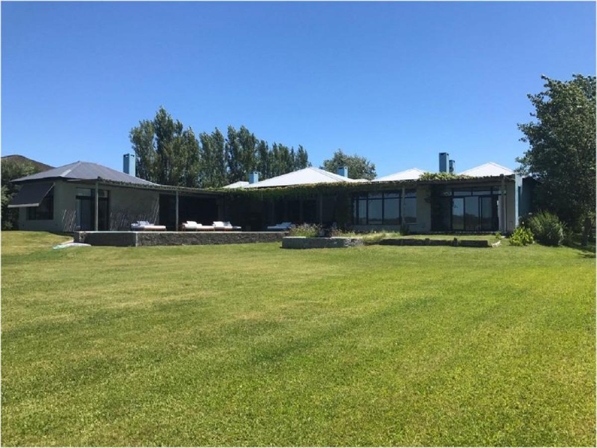 6 bedrooms House in Maldonado, Uruguay No. 4691