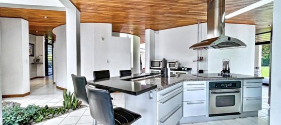 4 dormitorios сasa en venta en Santa Ana, San José, Costa Rica № 818 6
