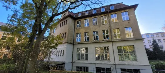 10 rooms Building in Plauen, Germany No. 83720 3