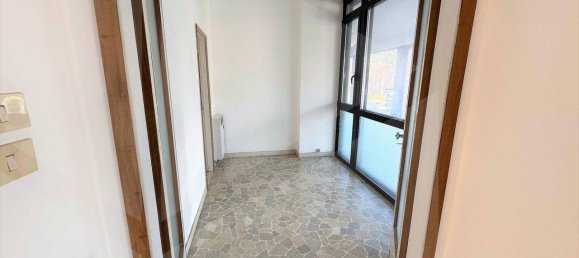 2 rooms Apartment in Bologna, Italy No. 21424 13