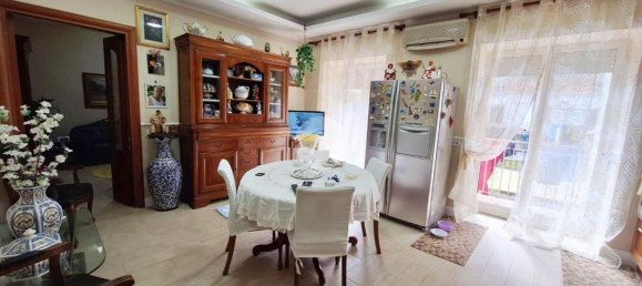 3 rooms Apartment in Naples, Italy No. 8776 13