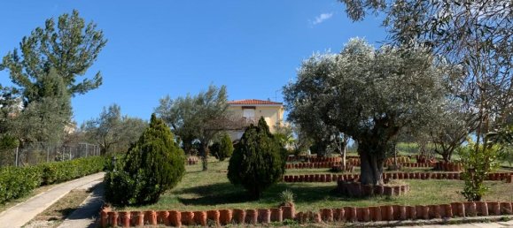 Коммерческая недвижимость 540м² в Оропос, Восточная Аттика, Аттика, Греция № 4207 7