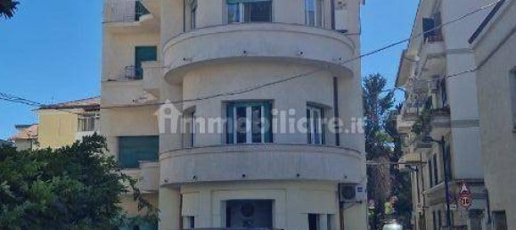 2 bedrooms Apartment in Pescara, Italy No. 155891 15
