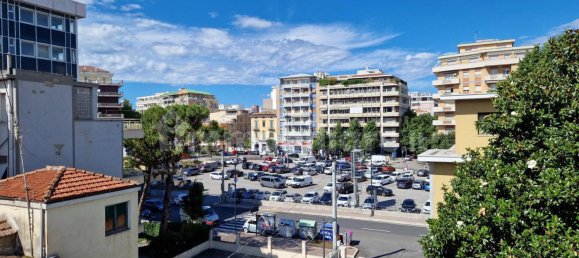 2 bedrooms Apartment in Pescara, Italy No. 155891 9