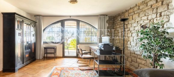 12 rooms Villa in Passignano sul Trasimeno, Italy No. 7343 24