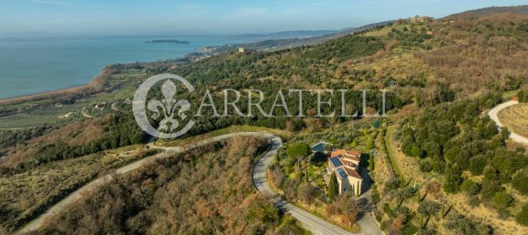 12 rooms Villa in Passignano sul Trasimeno, Italy No. 7343 47