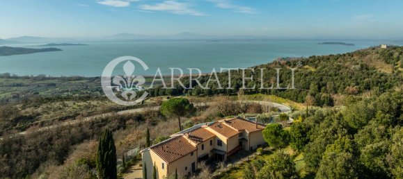 12 rooms Villa in Passignano sul Trasimeno, Italy No. 7343 8