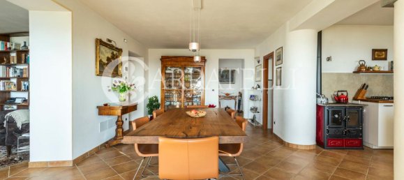 12 rooms Villa in Passignano sul Trasimeno, Italy No. 7343 31