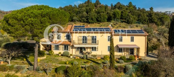 12 rooms Villa in Passignano sul Trasimeno, Italy No. 7343 6