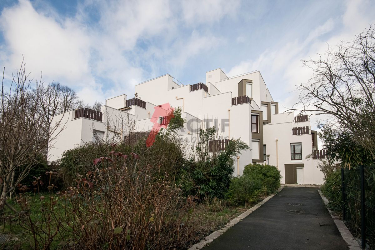 3 Schlafzimmer Wohnung in Evry, France, Nr. 180831