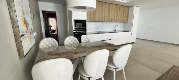 4 bedrooms Penthouse in Benalmadena, Spain No. 5391 3