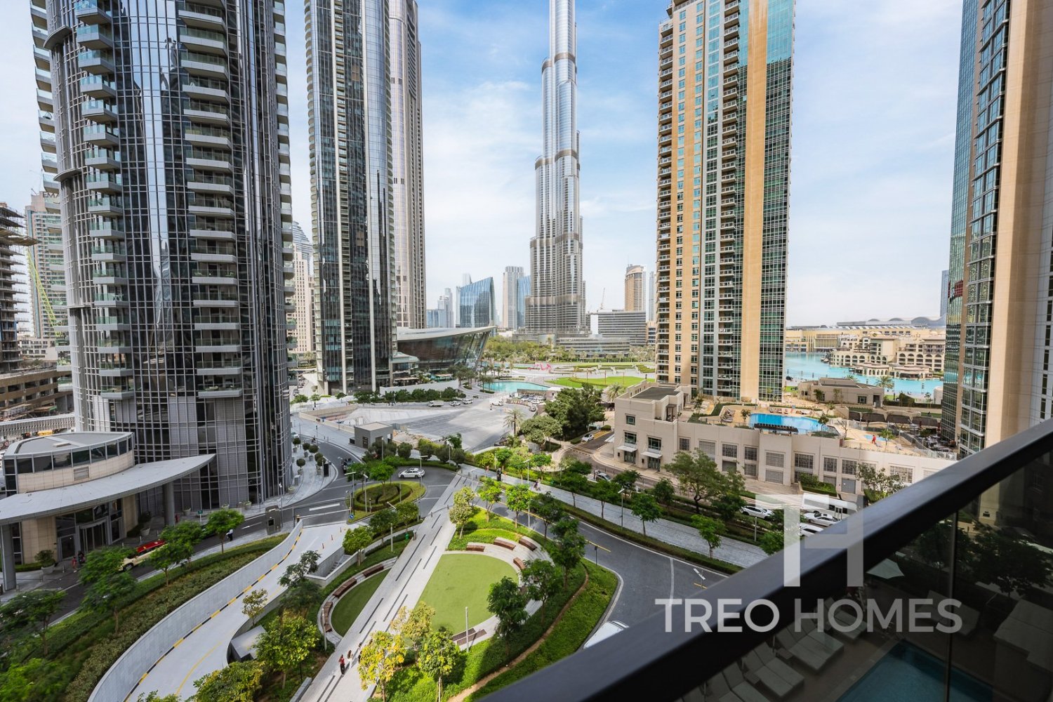 2 bedrooms Apartment in Burj Khalifa, UAE No. 94346
