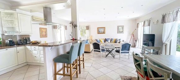 6 bedrooms Villa in Mougins, France No. 345769 3