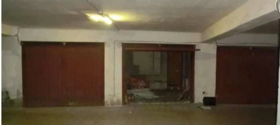 مرآب في Viterbo, Italy 20متر مربع رقم 316473 3