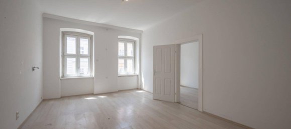 Квартира с 2 комнатами в Нойбау, Австрия № 208742 2