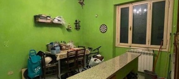 Квартира с 5 комнатами в Ареццо, Италия № 44458 2