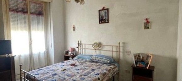 Квартира с 5 комнатами в Ареццо, Италия № 44458 11