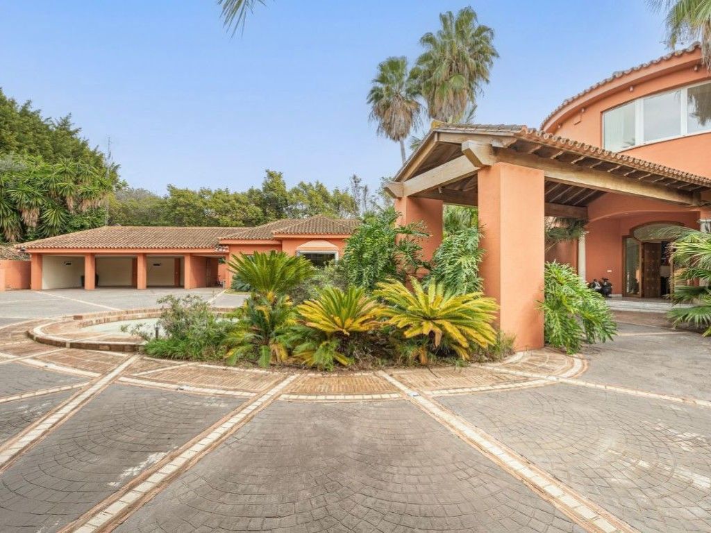 4 غرف نوم منزل في Marbella, Spain رقم 45795