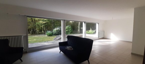 6 bedrooms House in Chambray-les-Tours, France No. 224050 16