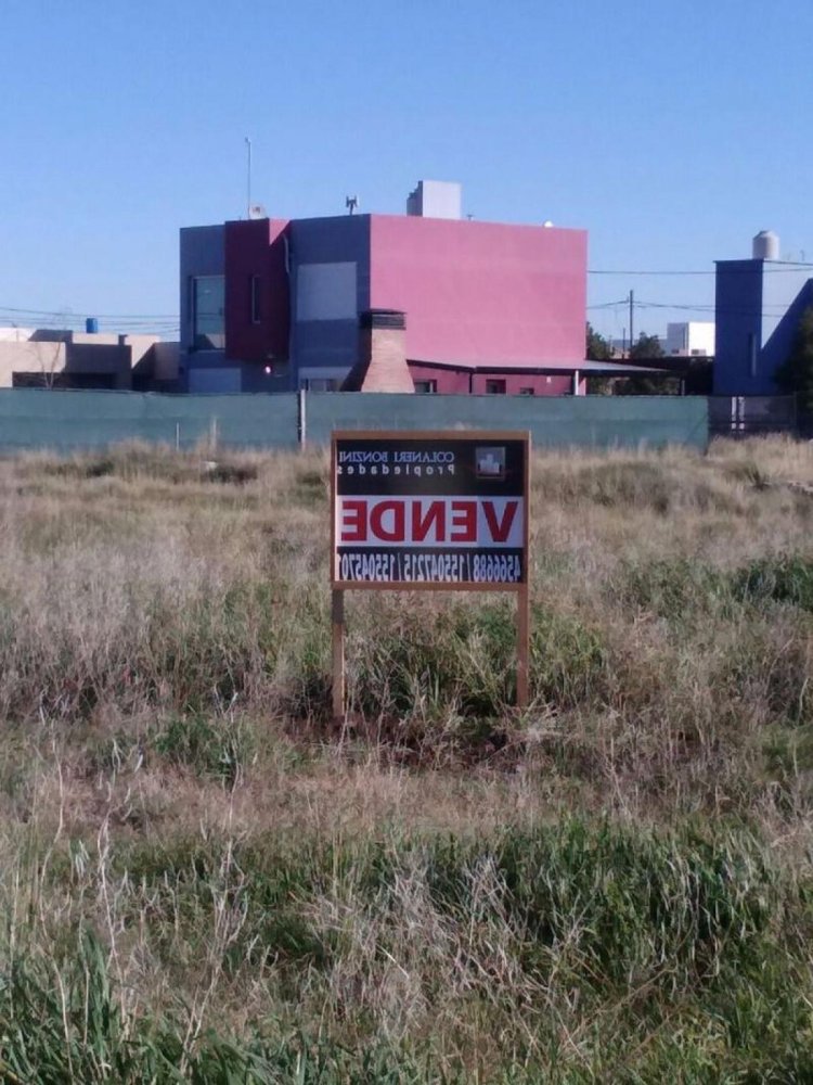  Land in Buenos Aires, Argentina No. 115442