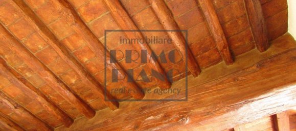 Apartamento de 7 habitaciónes en Lucca, Italy No. 79105 10