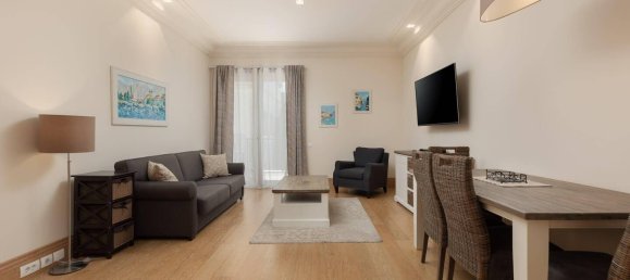 1 bedroom Apartment in Tivat, Montenegro No. 203 5