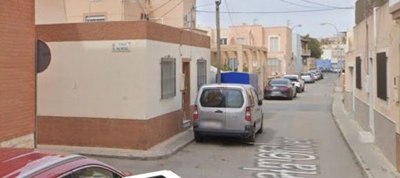2 bedrooms House in Almeria, Spain No. 143253 2