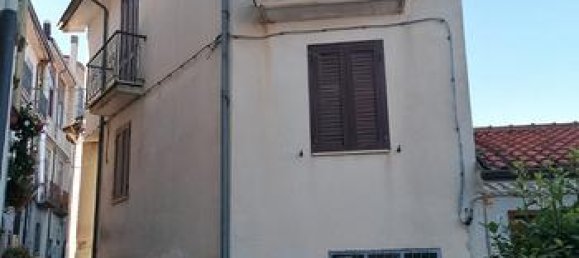 3-Zimmer Schlösser in Montemarano, Italy, Nr. 257270 2