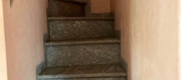 Apartamento de 4 dormitorios en Crema, Italy No. 378273 3