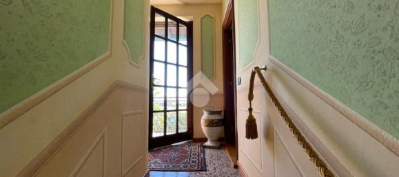 3 غرف نوم فيلا في Oleggio, Italy رقم 356656 12