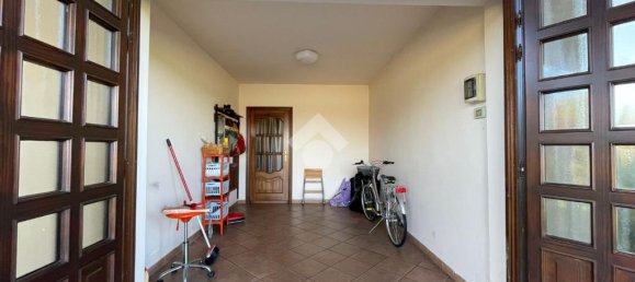 3 غرف نوم فيلا في Oleggio, Italy رقم 356656 27