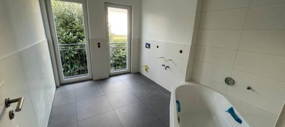 Apartamento de 4 habitaciónes en Wiesbaden, Germany No. 33745 3