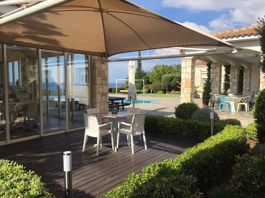 4 bedrooms Villa in Paphos, Cyprus No. 1745