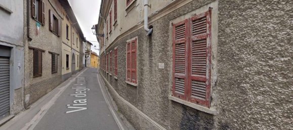 Apartamento de 4 dormitorios en Lomazzo, Italy No. 373748 4