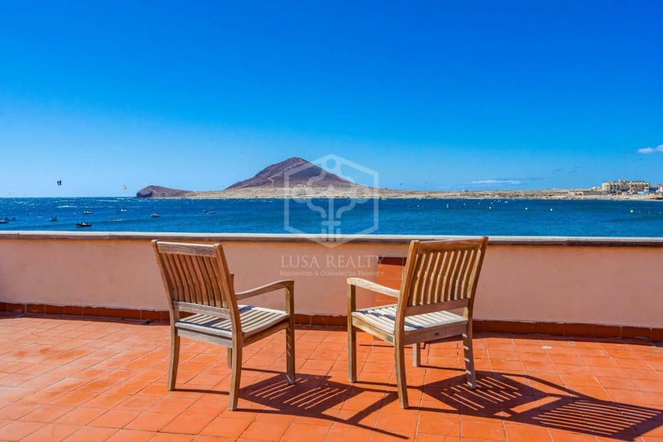 4 chambres Villa à El Medano, Spain No. 16362