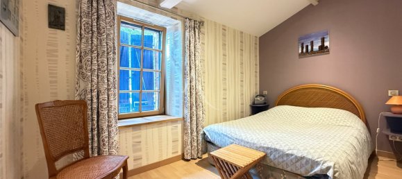 5 bedrooms House in Nesmy, France No. 281274 10