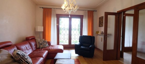 4 Schlafzimmer Villa in Pordenone, Italy, Nr. 344456 8