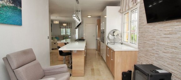 3 bedrooms Villa in Alicante, Spain No. 176483 14